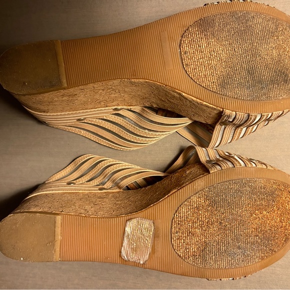 Lucky Brand Nude Cork Wedges - Picture 7 of 9